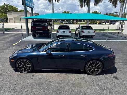 Used 2018 Porsche Panamera 4S AWD/4WD image 6