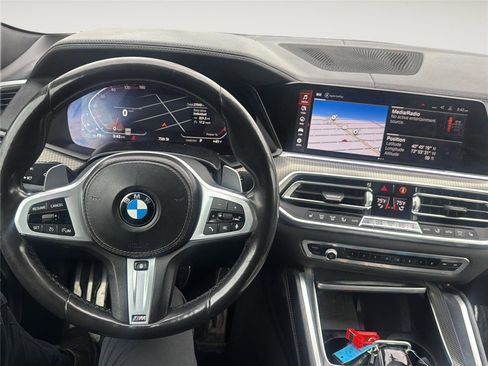 Used 2021 BMW X6 xDrive40i w/ M Sport Package image 16