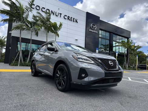 Used 2023 Nissan Murano SV w/ SV Midnight Edition Package FWD image 30