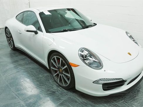 Used 2013 Porsche 911 Carrera 4S AWD/4WD image 33
