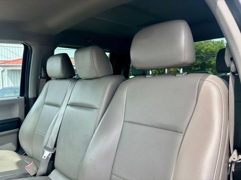 Used 2017 Ford F250 XL w/ STX Appearance Package AWD/4WD image 16