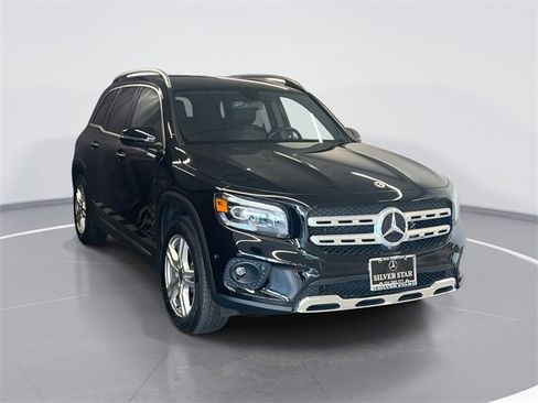 Used 2022 Mercedes-Benz GLB 250 4MATIC image 3