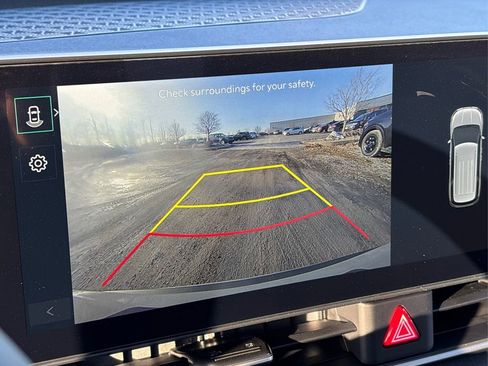 New 2026 Kia Carnival EX image 22