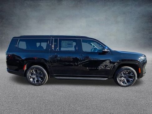 New 2026 Jeep Grand Wagoneer Summit w/ Premium Group III AWD/4WD image 35