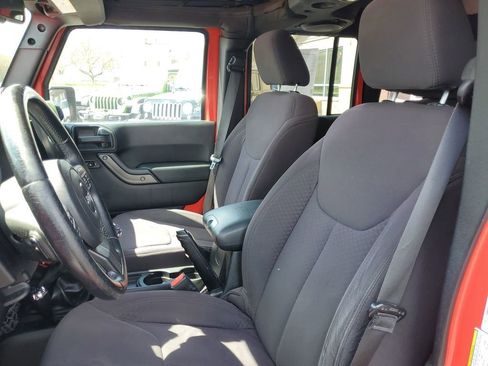 Used 2013 Jeep Wrangler Unlimited Sport AWD/4WD image 18