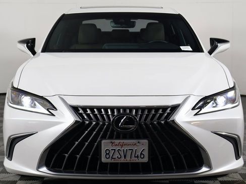 Used 2022 Lexus ES 350 image 2