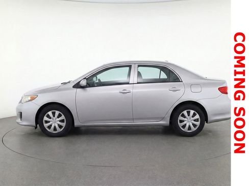 Used 2010 Toyota Corolla LE image 8
