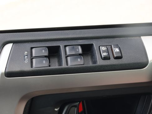 Used 2022 Toyota 4Runner SR5 Premium w/ Moonroof Package AWD/4WD image 13