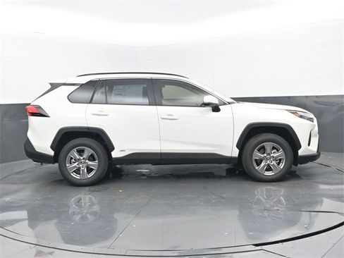 New 2025 Toyota RAV4 XLE w/ Convenience Package image 2