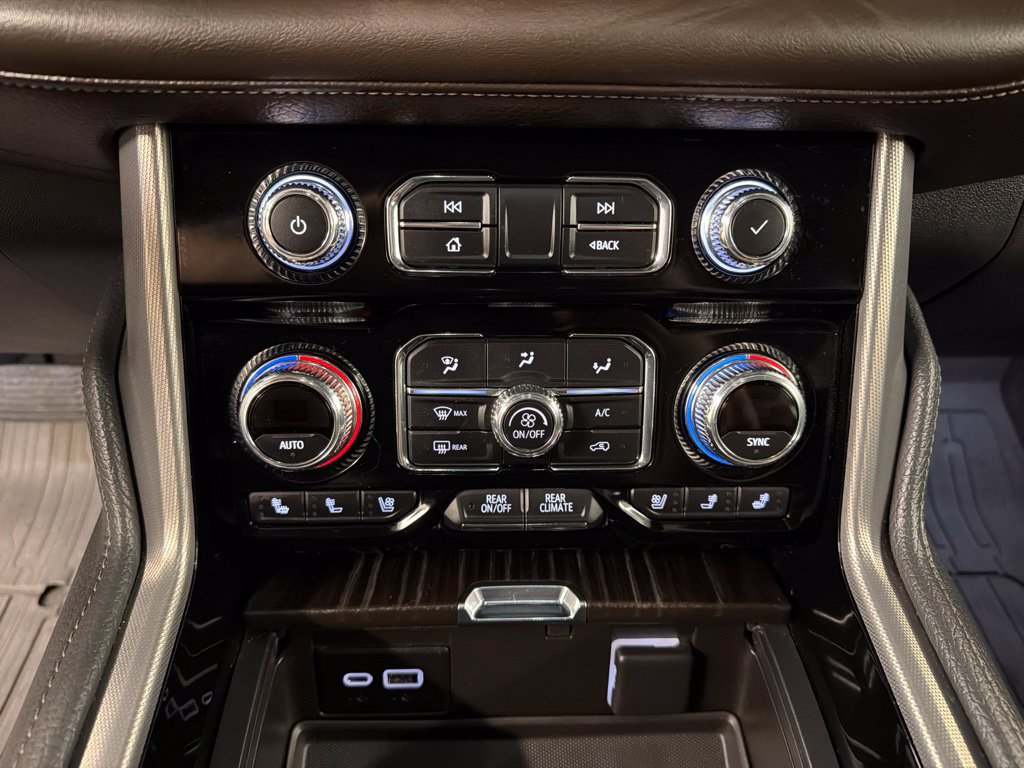 Used 2022 GMC Yukon Denali AWD/4WD image 14