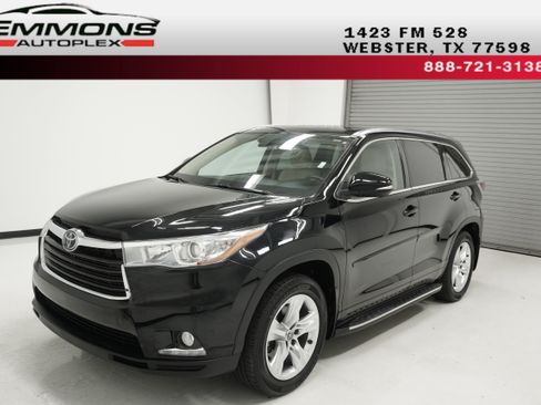 Used 2016 Toyota Highlander Limited Platinum FWD image 1