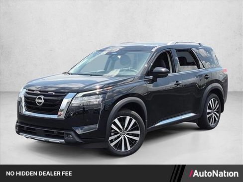 Used 2024 Nissan Pathfinder Platinum w/ Cargo Package FWD image 1
