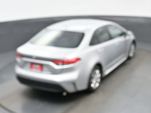 Used 2024 Toyota Corolla LE image 37