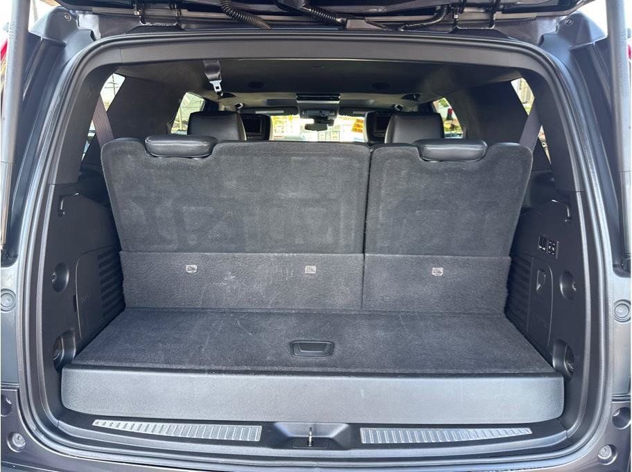 Used 2017 Cadillac Escalade Platinum AWD/4WD image 21