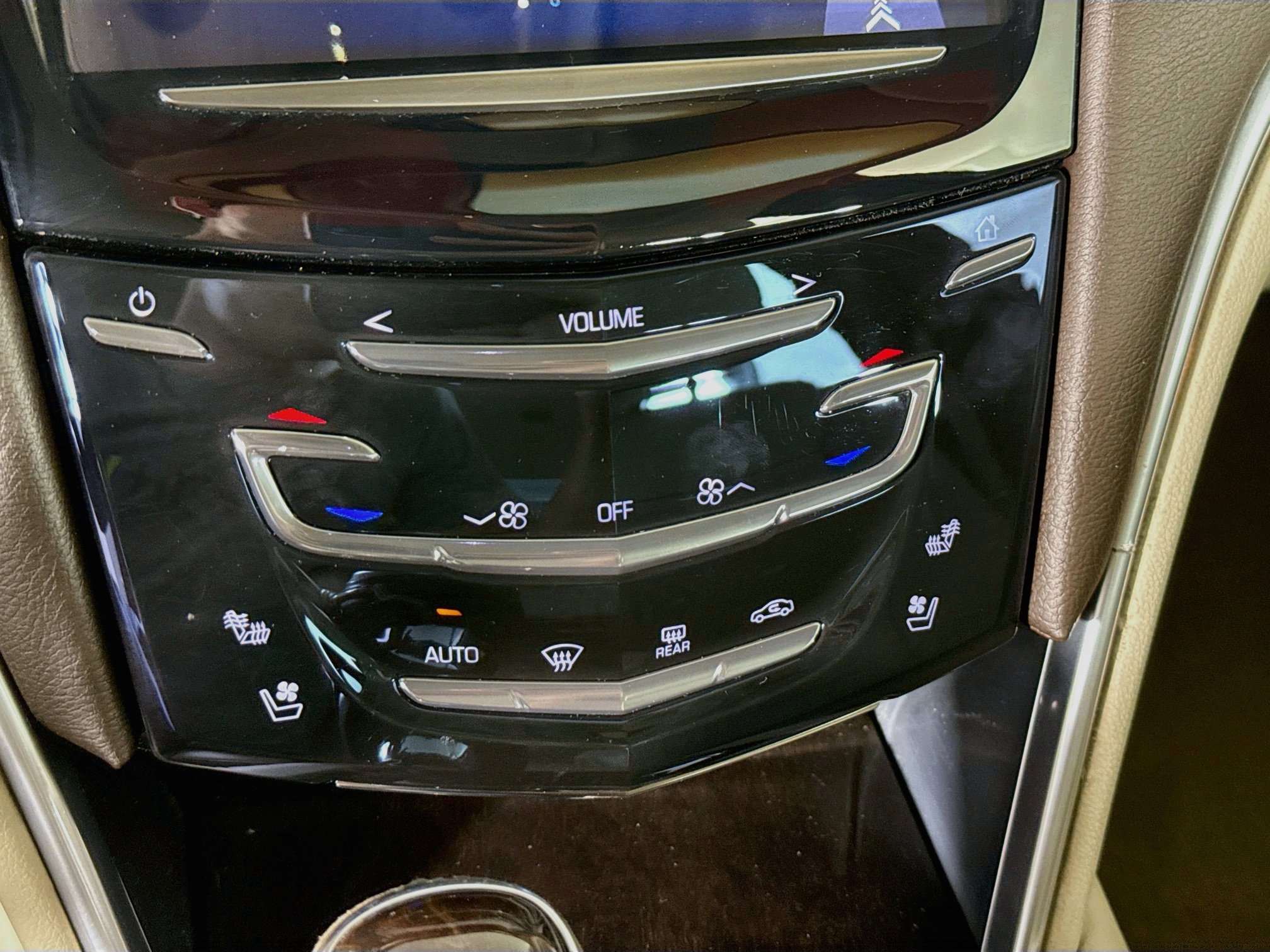 Used 2014 Cadillac XTS Luxury AWD/4WD image 17