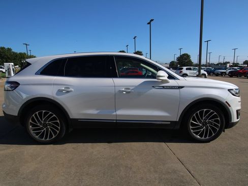 Used 2019 Lincoln Nautilus Reserve w/ Driver Assistance Package AWD/4WD image 4