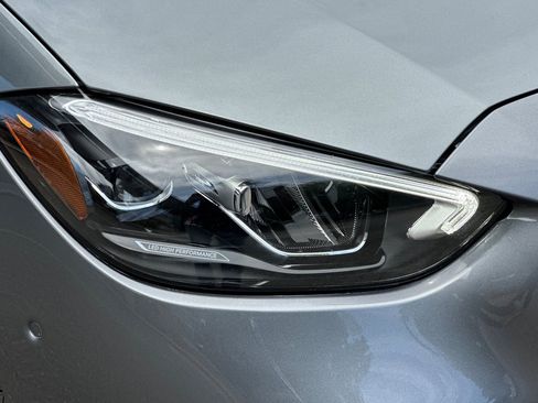 Used 2024 Mercedes-Benz C 300 Sedan image 12