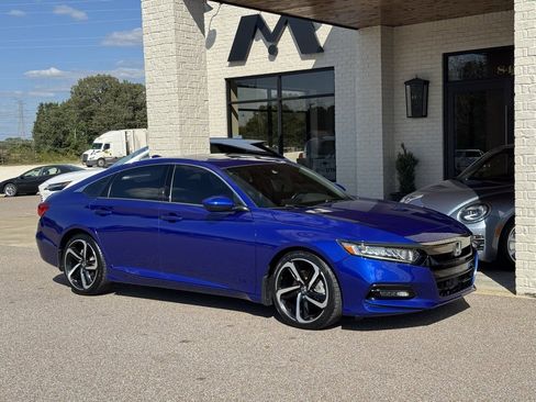 Used 2020 Honda Accord Sport image 1