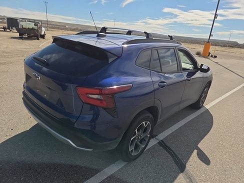 Used 2024 Chevrolet Trax LT w/ Driver Confidence Package image 2