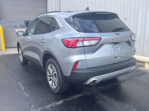 Used 2022 Ford Escape SEL image 6