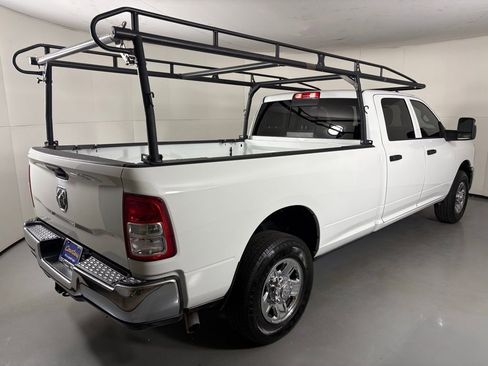 Used 2024 RAM 2500 Tradesman w/ Chrome Appearance Group image 10