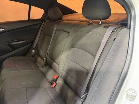 Used 2017 Chevrolet Cruze LT w/ RS Package image 25