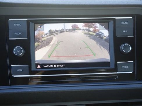 Used 2023 Volkswagen Jetta Sport image 22