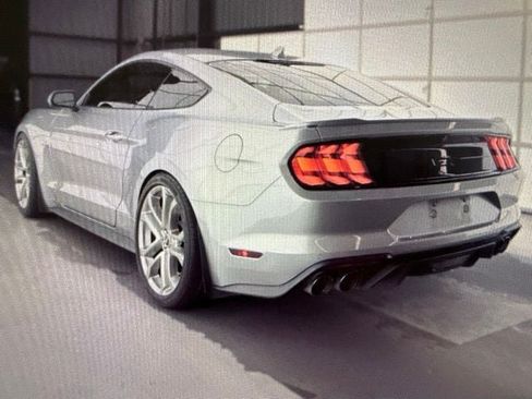 Used 2020 Ford Mustang GT Premium w/ Equipment Group 401A RWD image 8