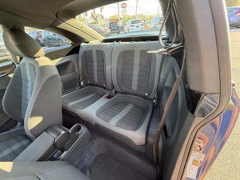 Used 2012 Volkswagen Beetle Turbo image 8