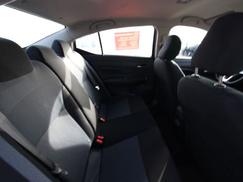 Used 2025 Nissan Versa SV w/ Trunk Package image 24