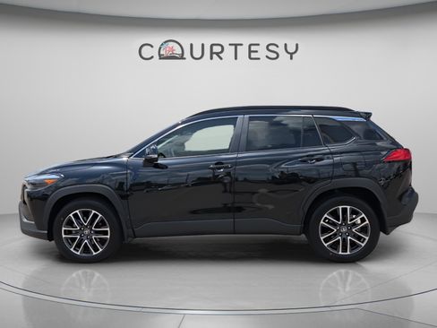 Certified 2026 Toyota Corolla Cross XLE w/ Convenience Package FWD image 2