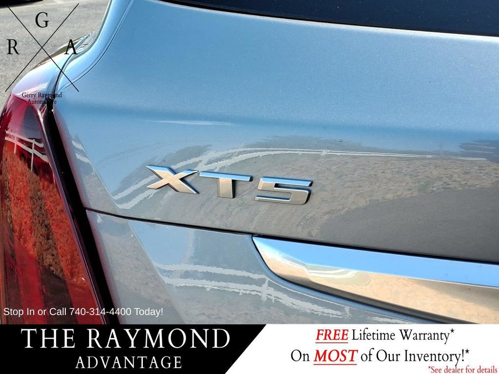 Used 2025 Cadillac XT5 Premium Luxury AWD/4WD image 25