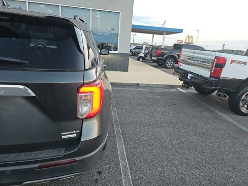 Certified 2020 Ford Explorer XLT w/ Equipment Group 202A image 7