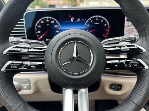 New 2026 Mercedes-Benz GLS 580 4MATIC image 24