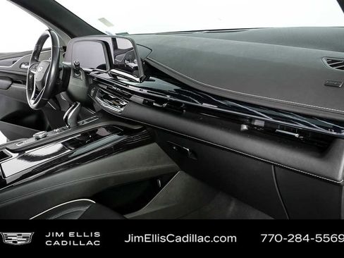 Used 2021 Cadillac Escalade Sport w/ Driver Assist Tech Package image 27