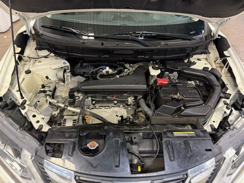 Used 2017 Nissan Rogue SL w/ SL Premium Package image 29