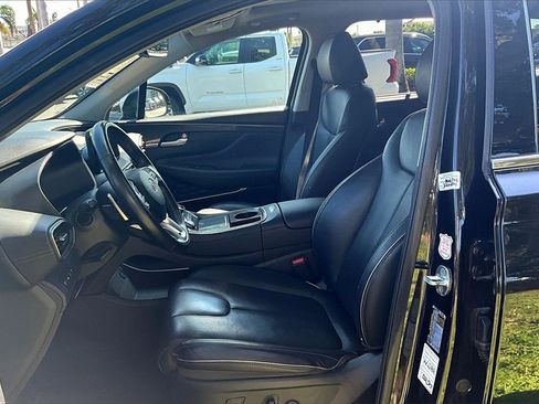 Used 2023 Hyundai Santa Fe Limited image 3