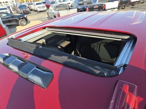 New 2025 GMC Sierra 2500 SLT w/ SLT Premium Package image 3