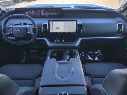 New 2025 Ford Expedition Max Platinum w/ Stealth Performance Package image 15