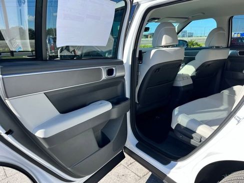 New 2026 Hyundai Santa Fe SE FWD image 17
