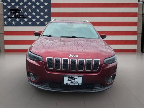 Used 2021 Jeep Cherokee Latitude Plus AWD/4WD image 2