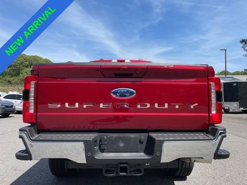 Used 2025 Ford F250 Lariat w/ Lariat Ultimate Package image 3