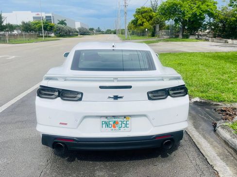 Used 2023 Chevrolet Camaro SS RWD image 4