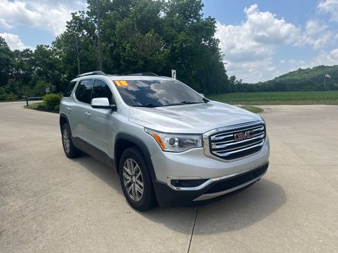 Used 2018 GMC Acadia SLE FWD image 3