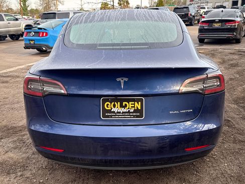 Used 2021 Tesla Model 3 Long Range image 11
