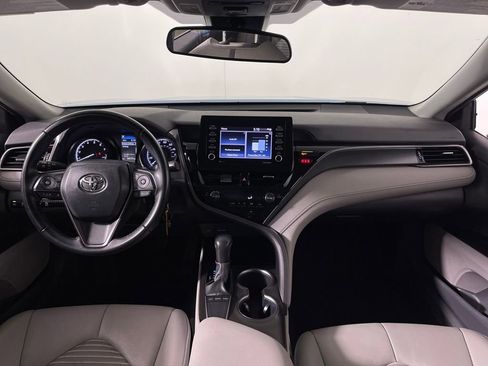 Used 2023 Toyota Camry SE image 15