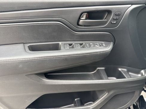 Used 2023 Honda Odyssey Sport image 20