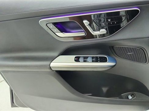 Used 2024 Mercedes-Benz GLC 300 GLC 300 w/ AMG Line image 34