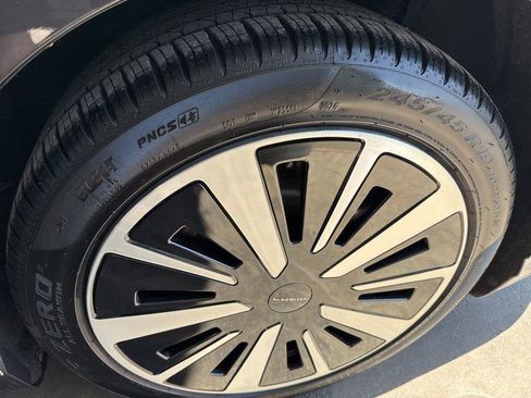 Used 2023 Lucid Air Touring AWD/4WD image 19