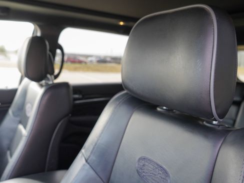 Used 2019 Jeep Grand Cherokee Overland image 10